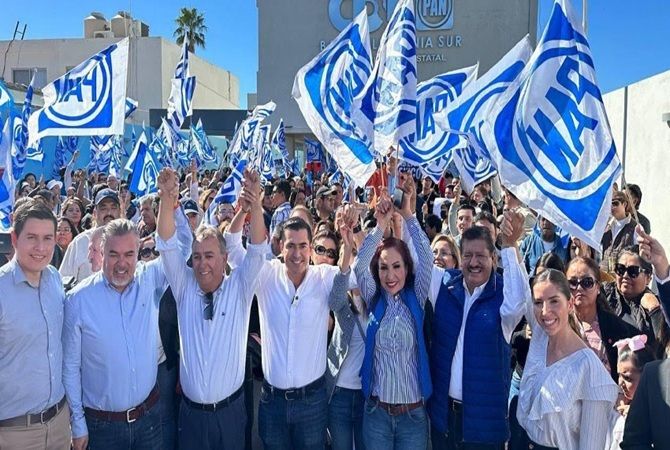 La apuesta de pureza doctrinaria del PAN choca con la aritmética electoral de 17 gubernaturas y congresos locales donde las coaliciones pesan.