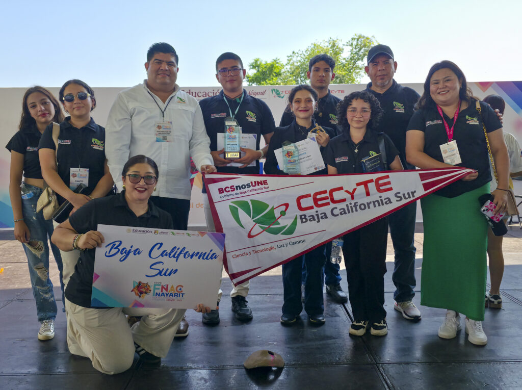 Los primeros sitios en declamación y pintura confirman el compromiso del CECyTEBCS con una educación que forma, inspira y transforma.