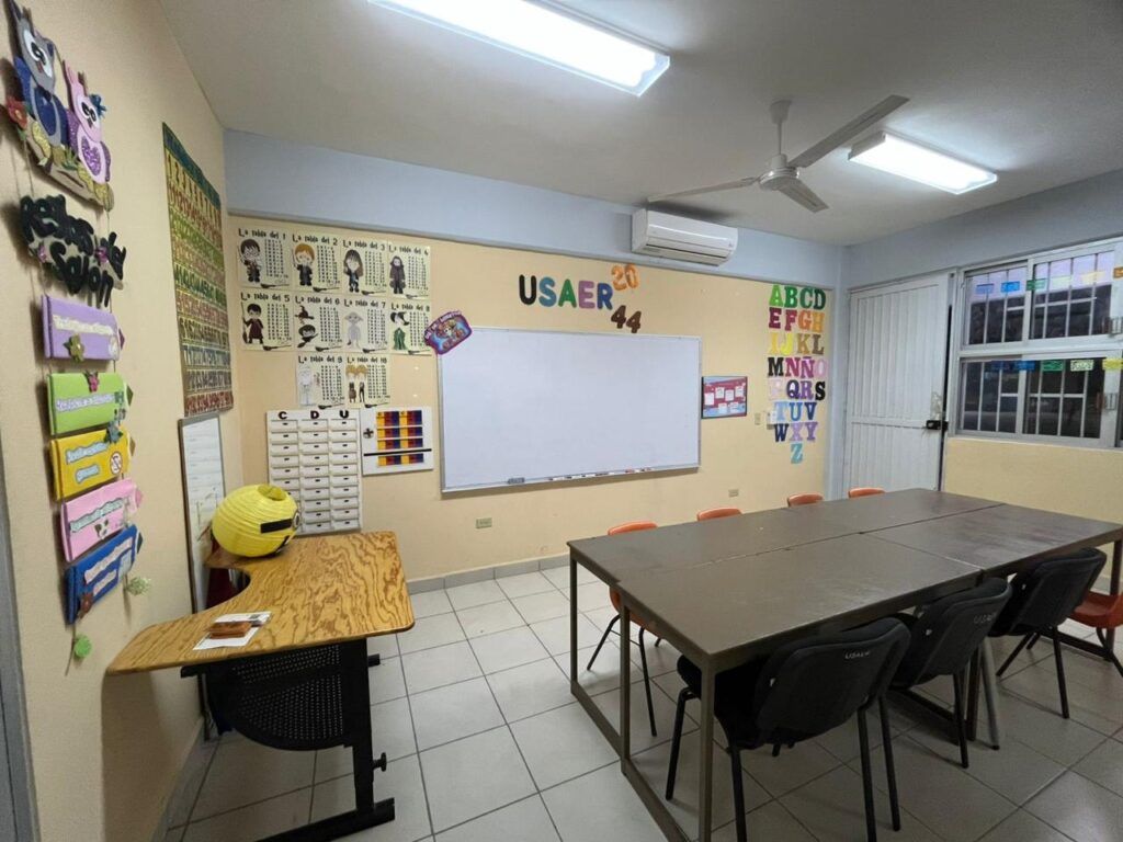 Con 9 aulas nuevas y equipos itinerantes, la SEP consolida entornos accesibles y equitativos en educación especial.