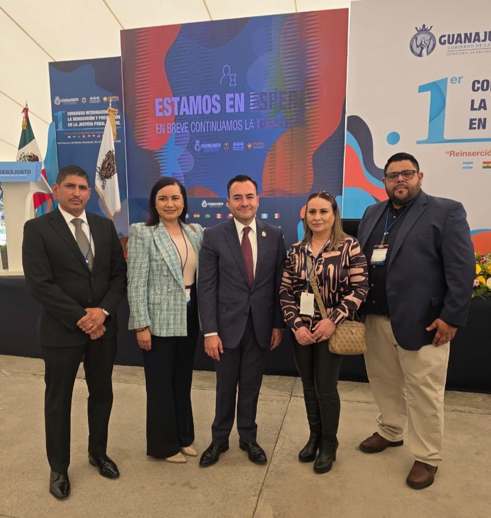 Funcionarias de Baja California Sur participaron en el Congreso Internacional de Justicia Juvenil, compartiendo estrategias y casos de éxito.