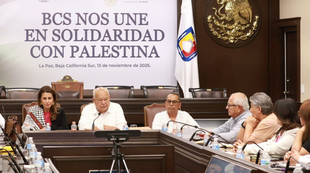 El gobernador Víctor Castro expresó solidaridad y apoyo durante el encuentro con la embajadora Nadya Rasheed.