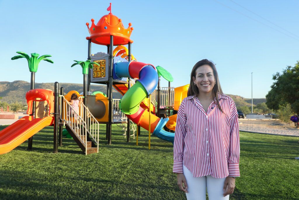 El nuevo parque infantil permitirá que niñas y niños se diviertan mientras sus familiares practican deporte; el complejo ofrece además clases de robótica, biblioteca y áreas deportivas.