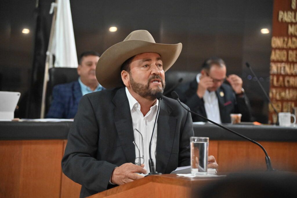 Las reformas definen parámetros uniformes para la graduación de películas solares, mantienen la prohibición en el parabrisas frontal y establecen lineamientos para medir las tonalidades mediante instrumentos certificados.