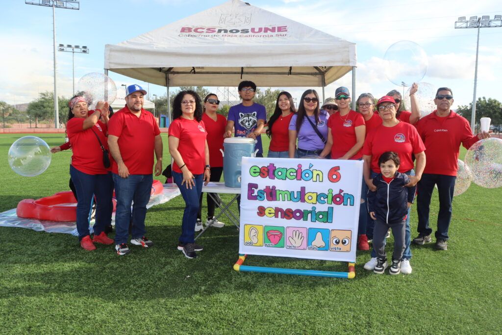 Los 16 Centros de Atención Múltiple de la entidad realizaron actividades deportivas, artísticas y culturales para conmemorar el Día Internacional de las Personas con Discapacidad.