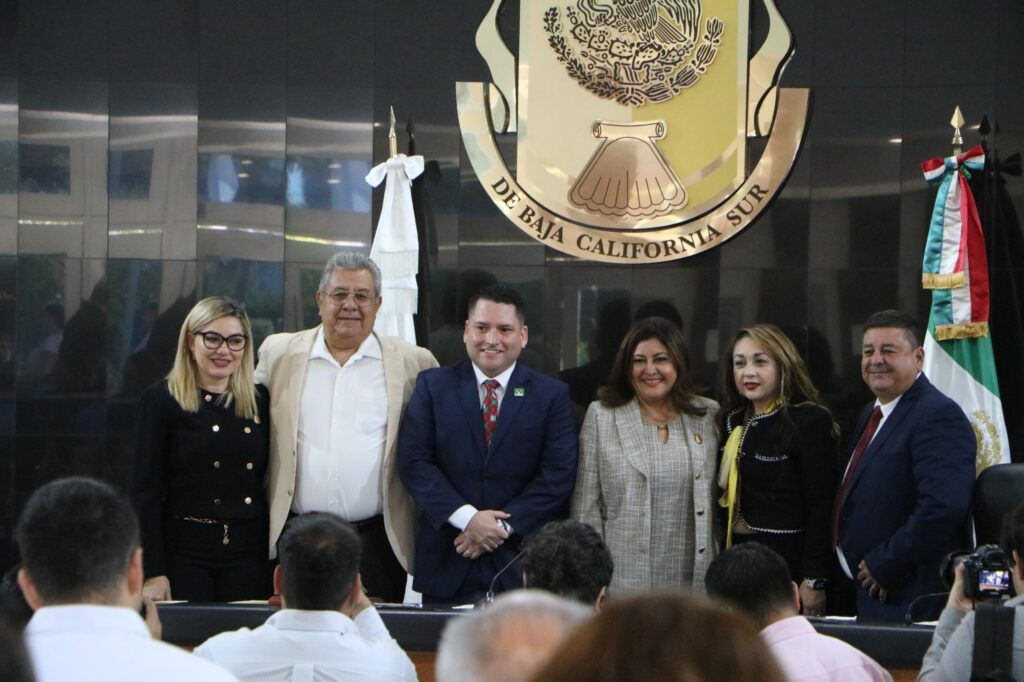 Se revisaron informes, se eligió diputación permanente y mesa directiva; el Gobierno estatal reafirma coordinación institucional.