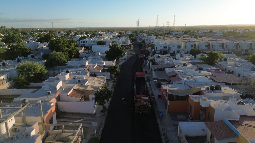El H. XVIII Ayuntamiento de La Paz informó que la calle Arboledas ya se encuentra abierta al tránsito, mientras se atienden detalles finales del tramo intervenido.