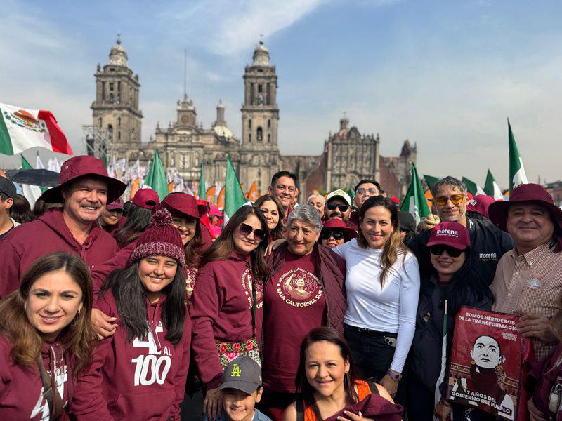 Ante miles en el Zócalo, Milena Quiroga expresó el respaldo de Baja California Sur y agradeció que el municipio esté incluido en proyectos clave de infraestructura y movilidad.