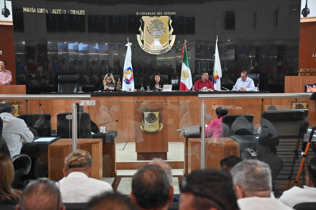 Congreso de BCS avala paquete económico por $26,903,040,145; PAN y PRI votan en contra y chocan posturas por impuestos y prioridades.