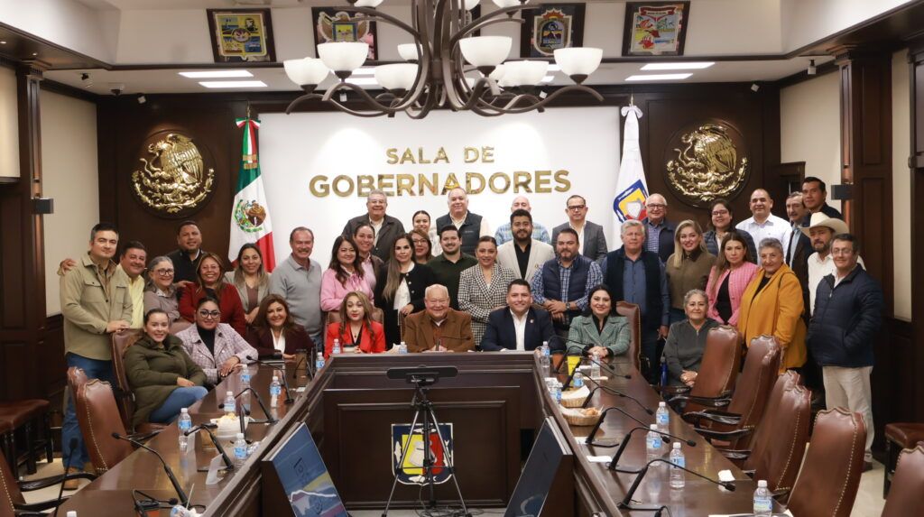 Se planteó fortalecer acciones para sectores productivos y avanzar en infraestructura urbana, deportiva, de salud y carretera, además de seguridad y coordinación con el empresariado.