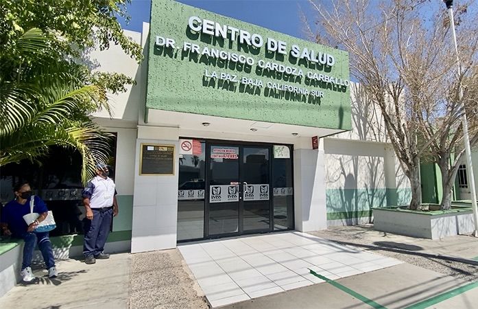 Durante 2025 se registraron alrededor de 500 procedimientos, principalmente farmacológicos, sin hospitalización y con seguimiento médico abierto para la paciente.