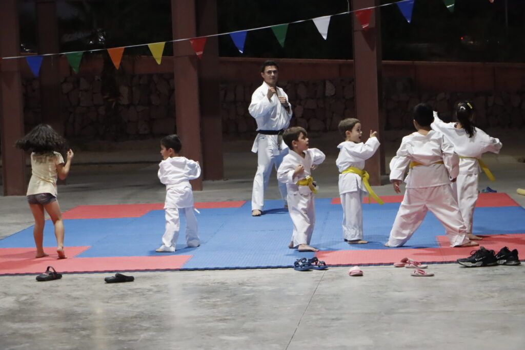 Los centros deportivos municipales retomaron actividades tras el receso y mantienen inscripciones abiertas en diversas disciplinas.