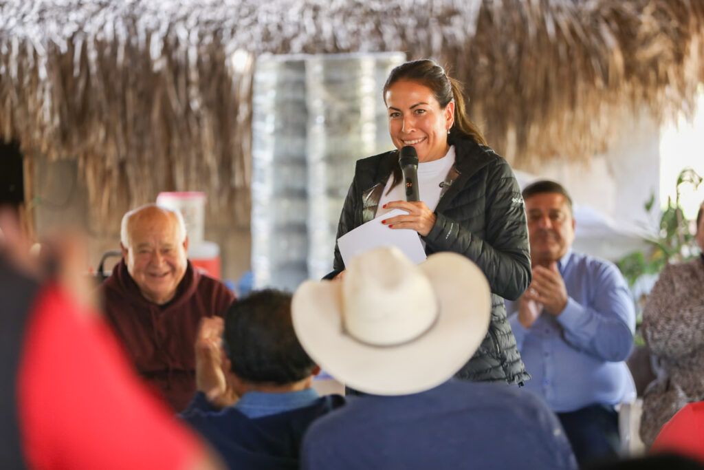 La alcaldesa y el gobernador supervisaron necesidades y acordaron acciones con dependencias estatales y municipales.