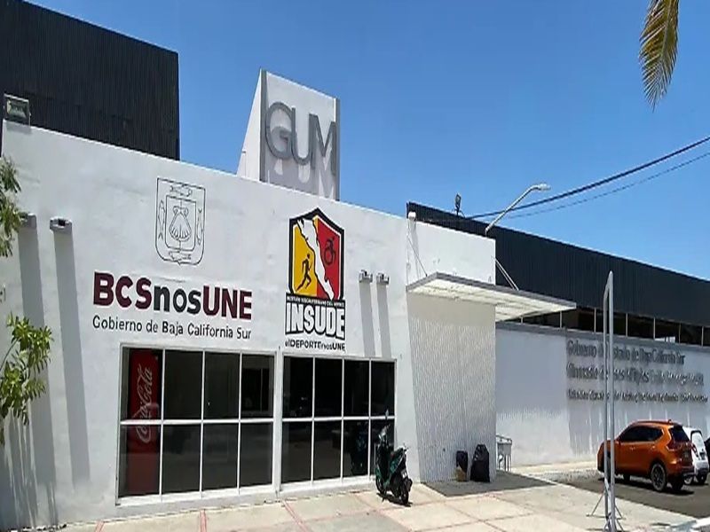 Infraestructura deportiva como política pública y como base de la formación atlética profesional.