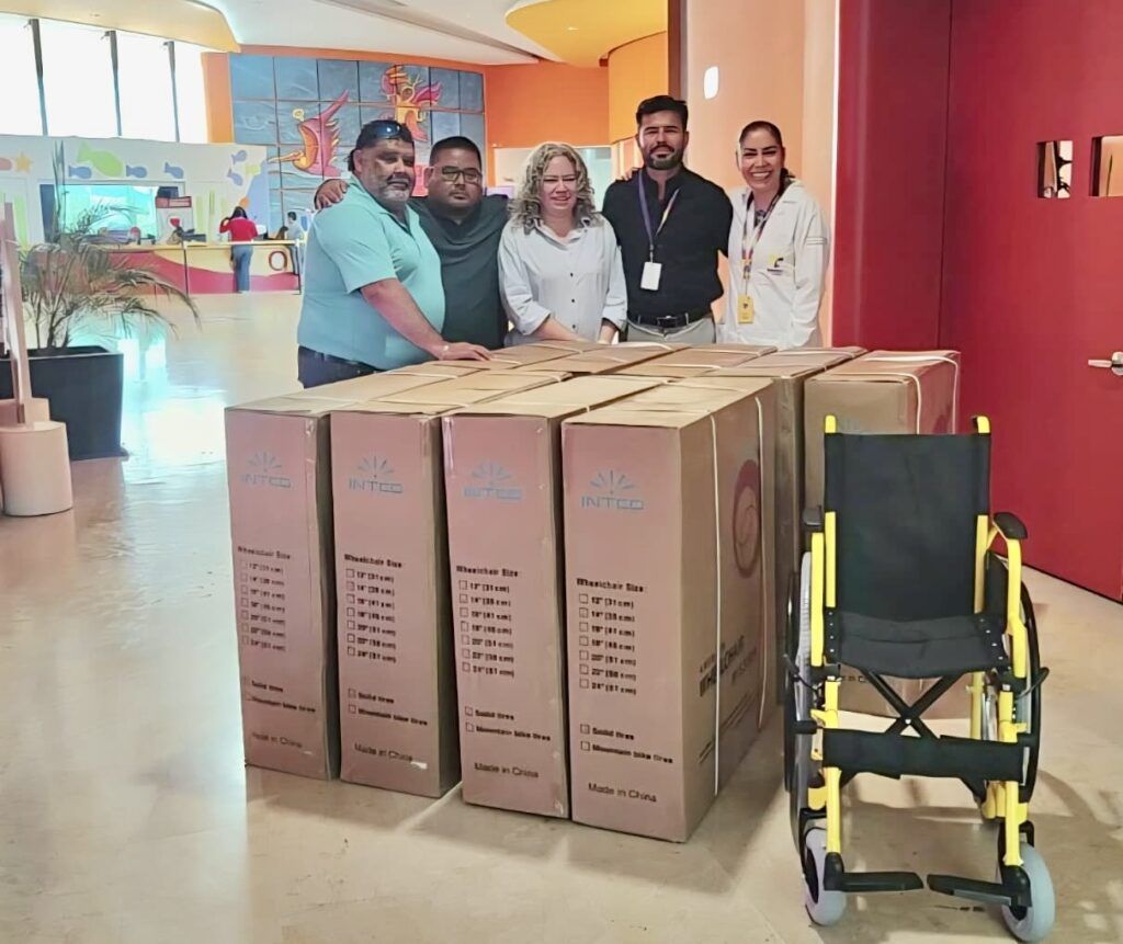 El Instituto Sudcaliforniano para la Inclusión de las Personas con Discapacidad recibió del CRIT La Pazmás de 25 sillas de ruedas y muletas canadienses pediátricas