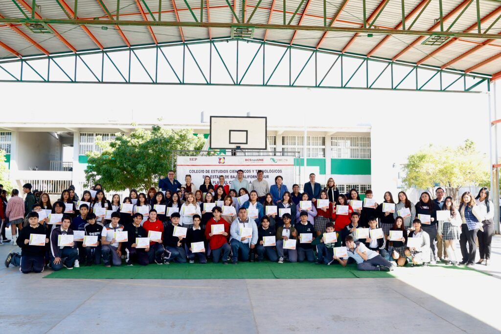 El regreso a clases se formalizó el 3 de febrero en los 23 planteles, reafirmando el compromiso con la formación integral de las juventudes sudcalifornianas, informó la dirección general.