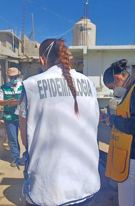 Fiebre alta, tos, escurrimiento nasal, conjuntivitis y erupciones cutáneas son señales de alerta de sarampión; autoridades señalan que no hay reportes de contactos sintomáticos hasta el momento.