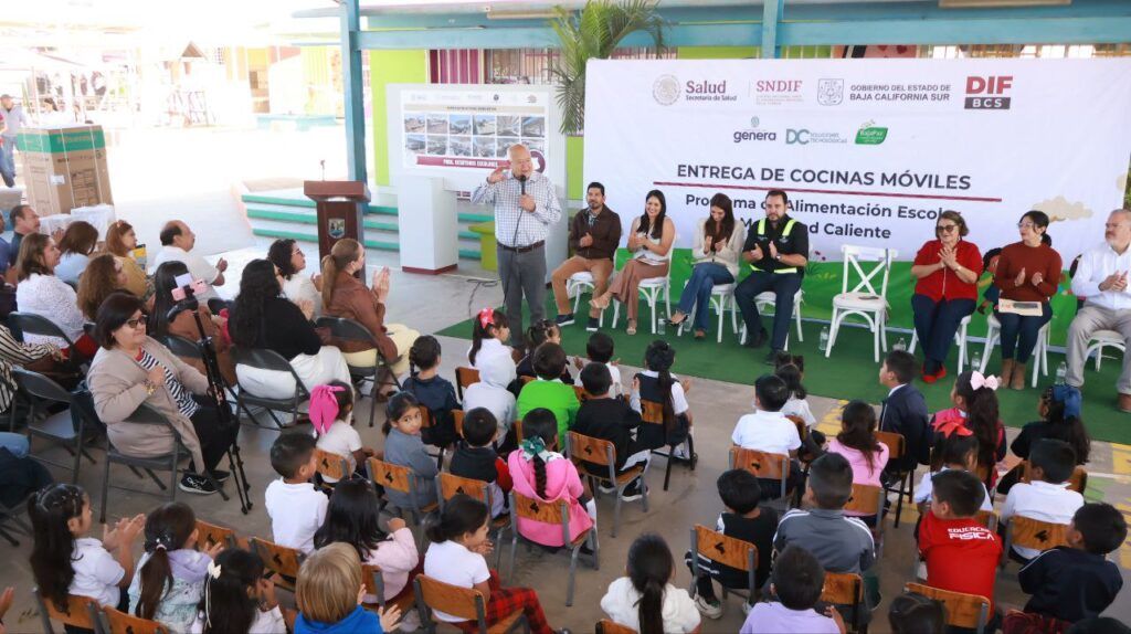 Los nuevos desayunadores brindarán alimentación sana y equilibrada en jardines de niños y primaria de Cabo San Lucas. Autoridades prevén sumar 2 mil estudiantes adicionales con desayunos calientes.