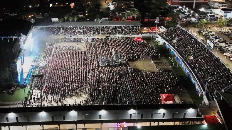 La alcaldesa Milena Quiroga destacó un Carnaval seguro y familiar; el fin de semana cerró con concierto en el Guaycura y Carnavalito en el malecón