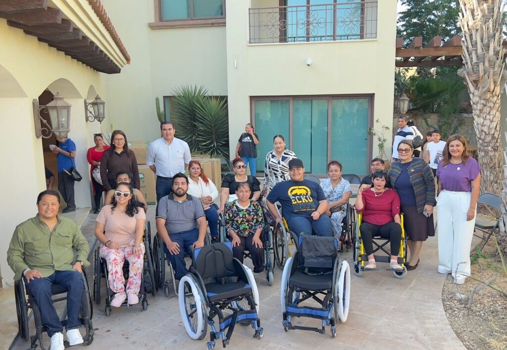 El apoyo forma parte del Programa de Atención a Personas con Discapacidad del SNDIF y busca fortalecer la movilidad y autonomía de las y los beneficiarios.
