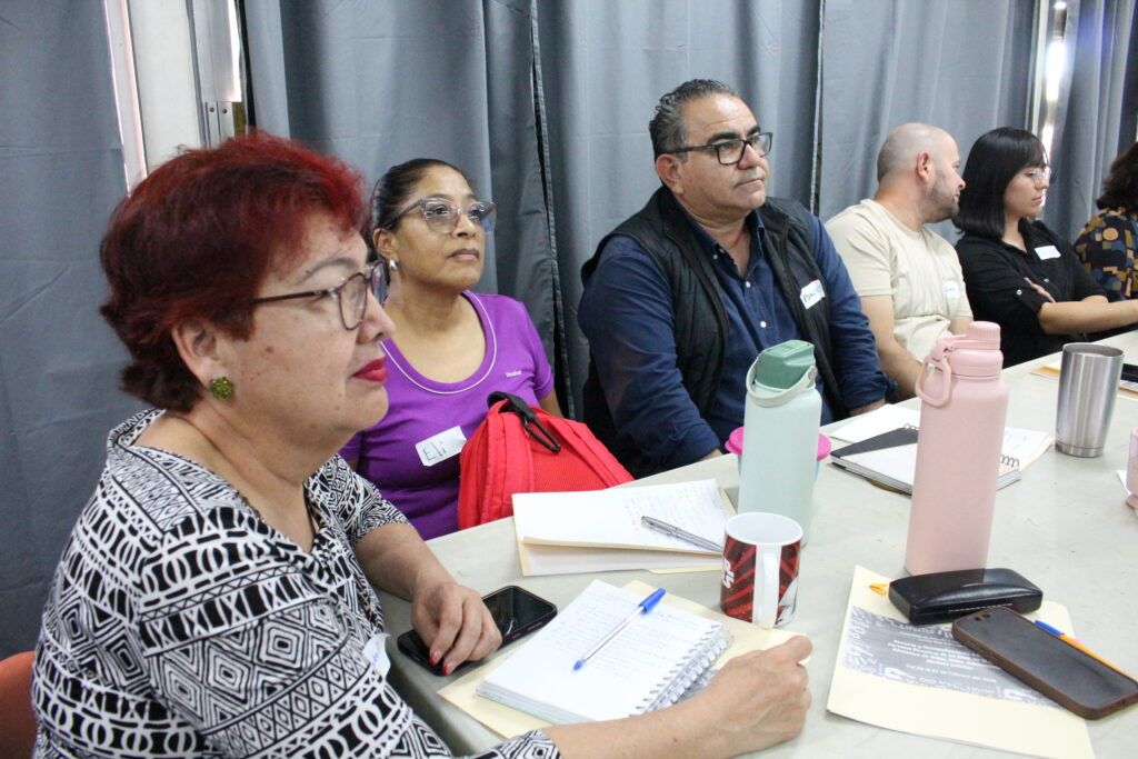 estas redes funcionarán al interior de las escuelas para acompañar a familias de estudiantes con discapacidad, neurodesarrollo y aptitudes sobresalientes