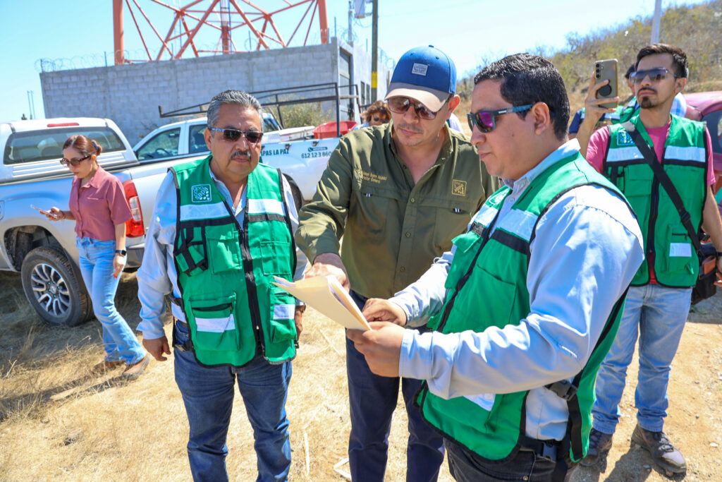 Supervisan obras y presentan proyectos para ampliar el acceso al agua en comunidades
