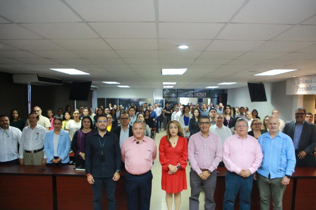 Conferencia fortalece análisis sobre responsabilidades administrativas en sede judicial