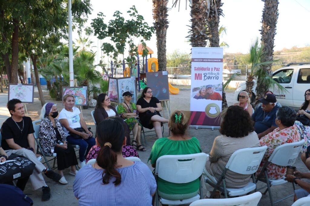 Personas adultas mayores comparten experiencias en estrategia de prevención de la violencia