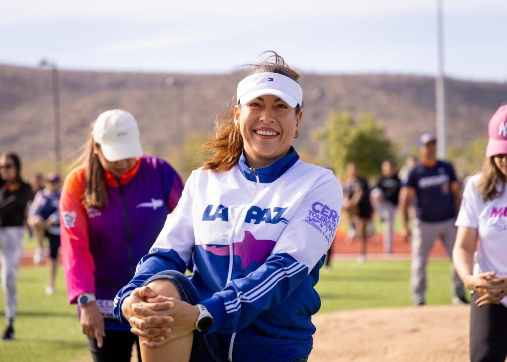 Clase nacional de béisbol y softbol reúne a familias y jóvenes en El Piojillo