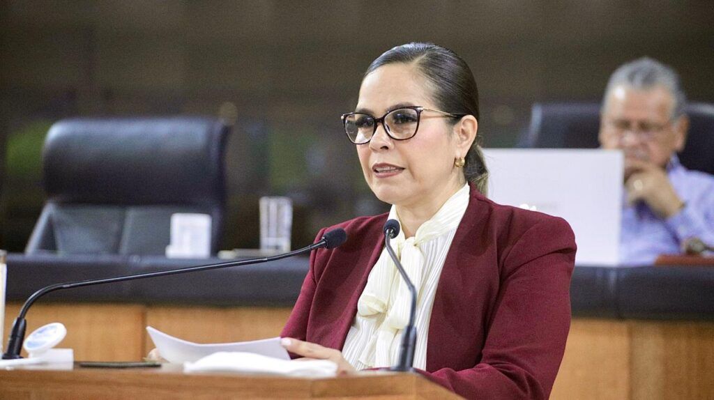 La diputada Gabriela Montoya Terrazas presentó una iniciativa para reformar la Ley de Aguas de Baja California Sur y fortalecer el derecho humano al agua.