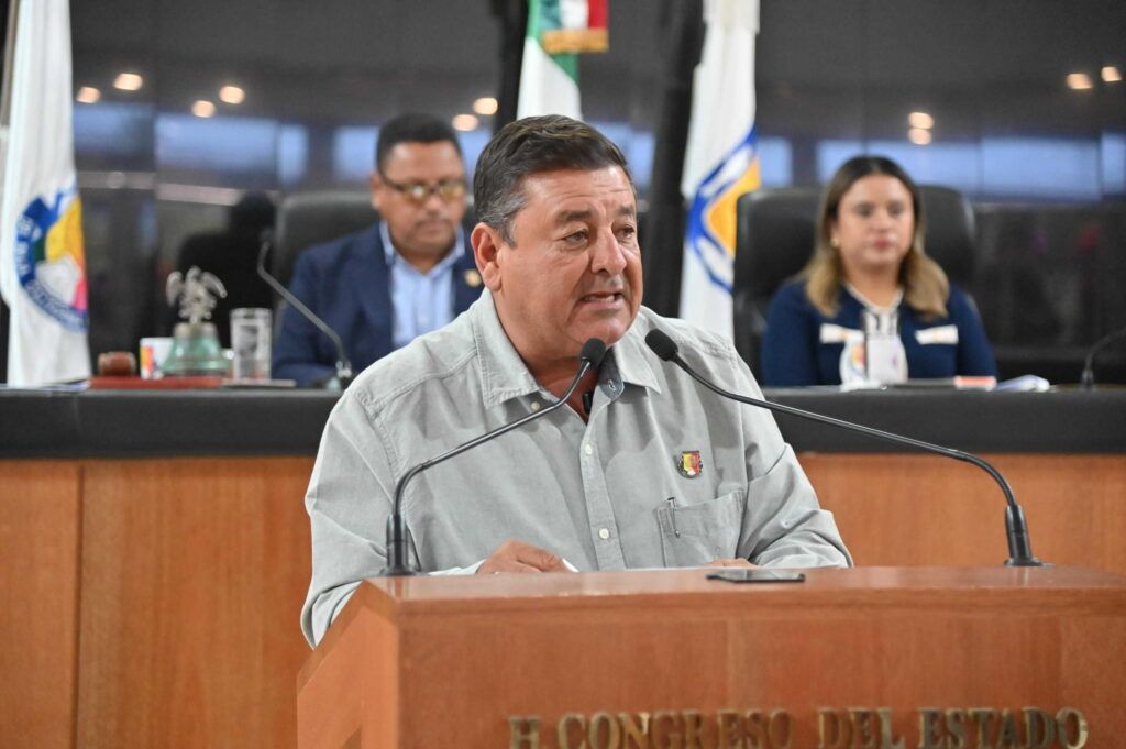 El legislador Sergio Polanco Salaices presentó una iniciativa para fortalecer la impartición de justicia laboral burocrática con enfoque de derechos humanos.