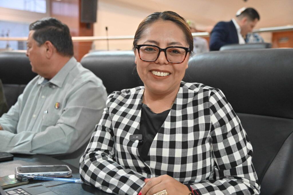 La iniciativa de la diputada Teresita Valentín Vázquez busca castigar a quienes aprovechen revisiones técnicas de celulares para acceder, copiar o apropiarse de contenido personal o íntimo.