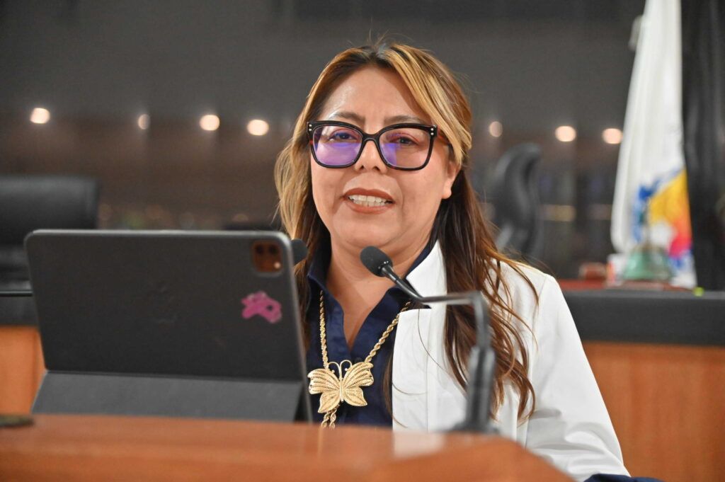 La propuesta busca establecer horarios flexibles, modalidades híbridas y ajustes razonables de jornada para personas trabajadoras con responsabilidades familiares.