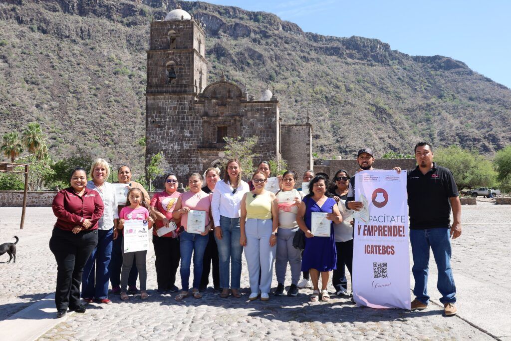 47 habitantes de San Javier concluyen cursos para fortalecer el autoempleo