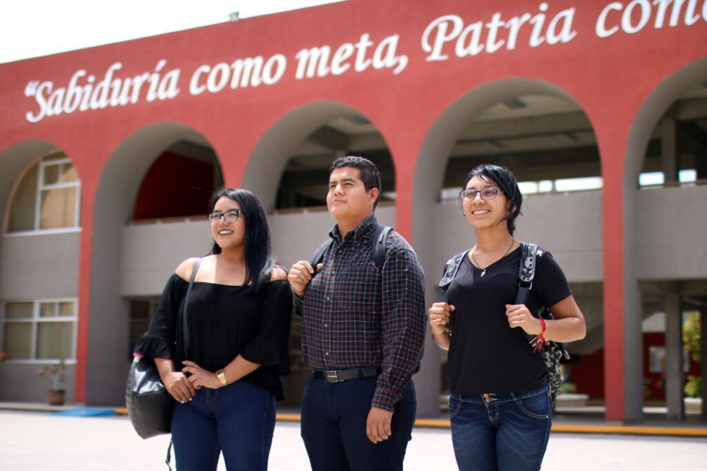 Las y los aspirantes podrán consultar si fueron seleccionados para ingresar a programas de licenciatura e ingeniería a través del portal institucional.
