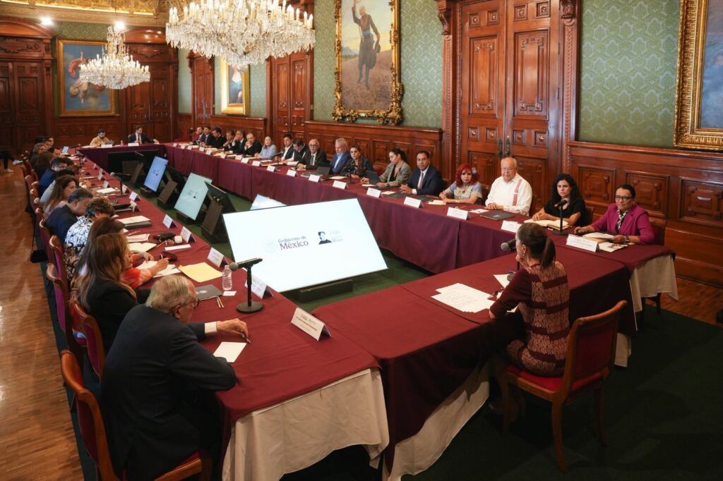 El Gobierno del Estado participó en la reunión nacional de IMSS-Bienestar para revisar avances en infraestructura, medicamentos y atención médica.