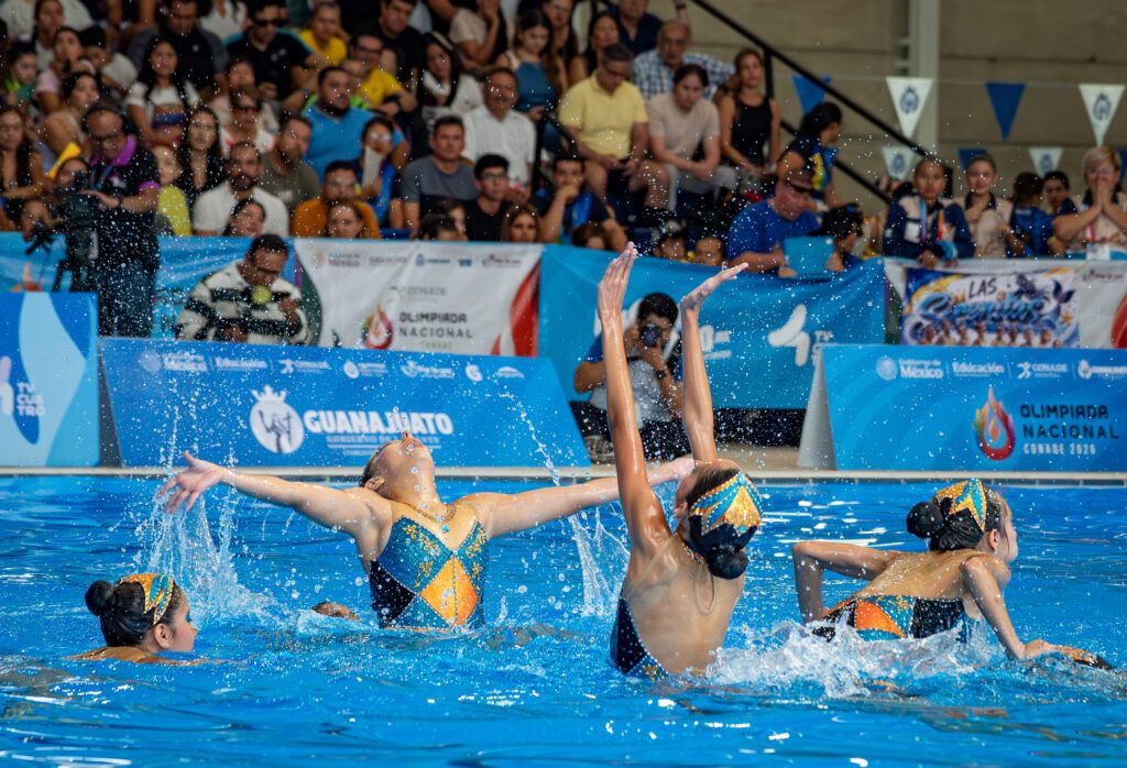 Las atletas sudcalifornianas conquistaron cuatro preseas de plata y siete de bronce en el Centro Acuático de Guanajuato.