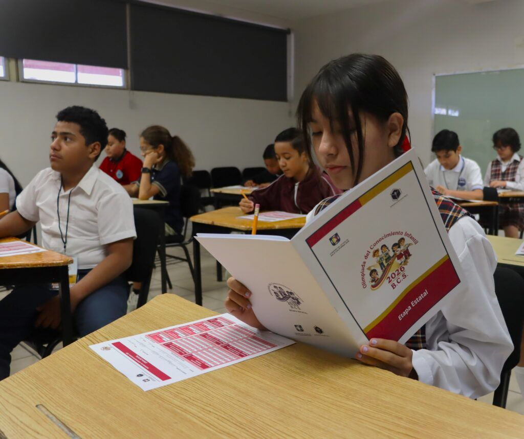 Las y los ganadores de la Olimpiada del Conocimiento Infantil recibirán una beca para apoyar su trayectoria académica durante la secundaria.