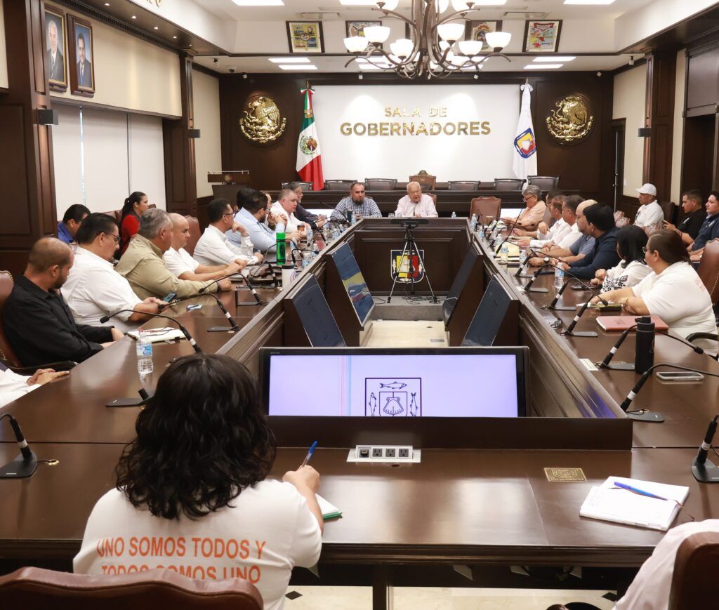 El Gobierno de Baja California Sur trabaja en el fortalecimiento de los servicios de salud para trabajadores de la educación y comunidades alejadas de centros urbanos.