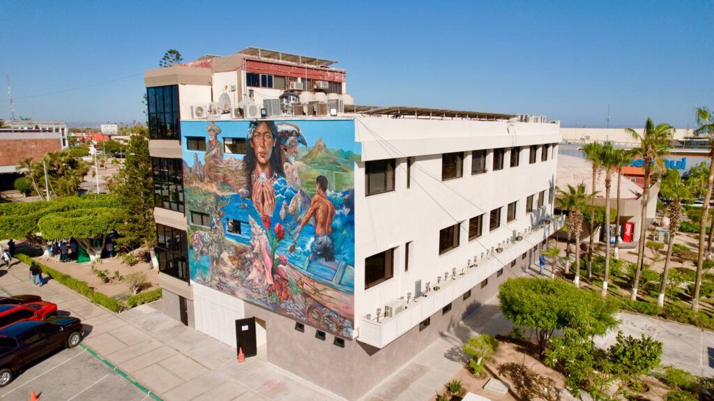 La primera etapa de la remodelación incorpora una obra de artistas sudcalifornianos inspirada en la identidad peninsular.