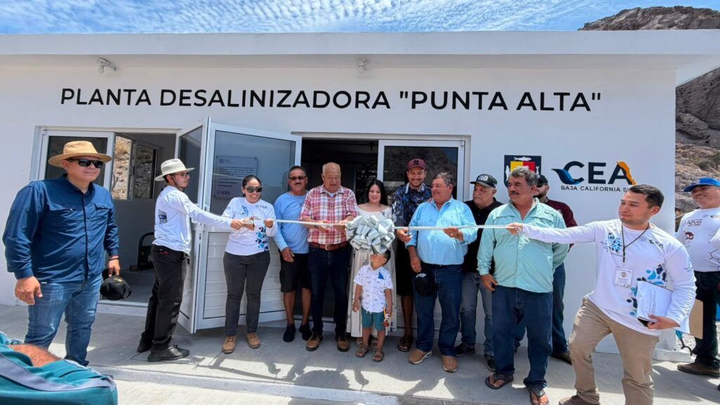 La obra, con inversión de 5.39 millones de pesos, beneficiará a familias de esta comunidad ubicada frente a la Isla San José.