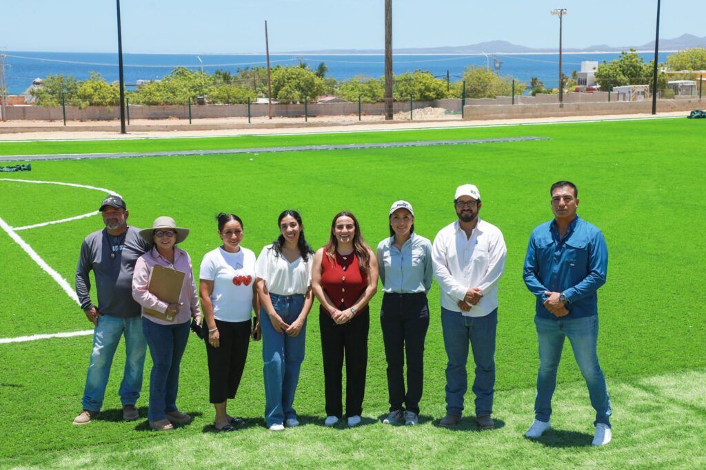 El campo de fútbol se encuentra en su etapa final y permitirá ampliar las oportunidades de activación física y recreación.