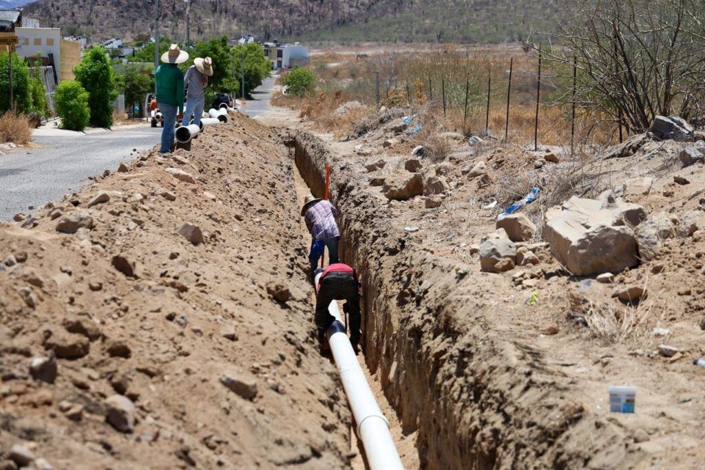Con una inversión de 4 millones de pesos, el proyecto permitirá optimizar la distribución del agua y beneficiar directamente a más de 2,500 habitantes.