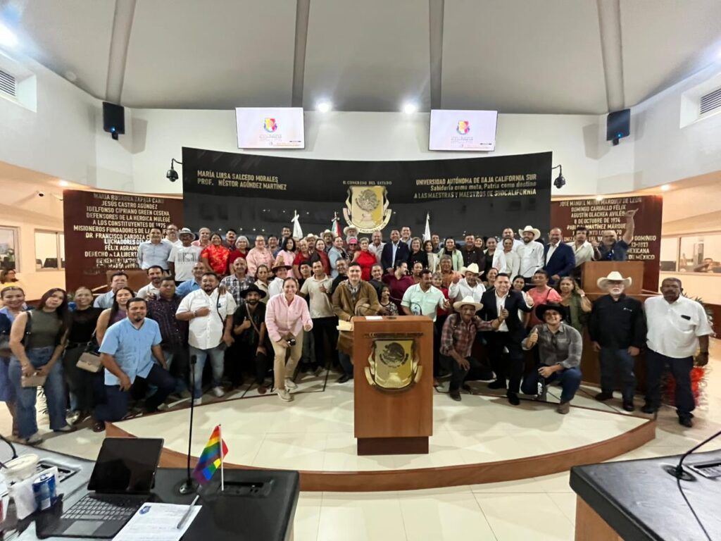 El Congreso del Estado aprobó una reforma a la Constitución Política de Baja California Sur para reconocer a las comunidades originarias históricas como sujetos de derecho público