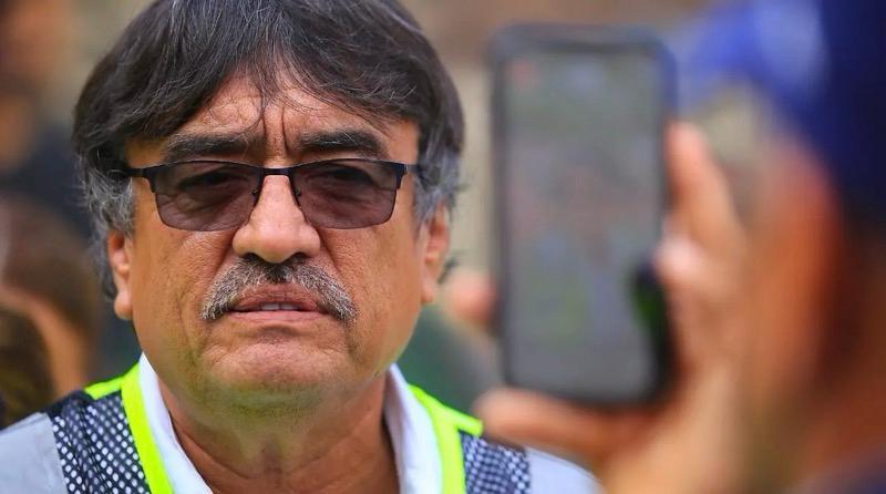 El proceso penal contra el exalcalde de Los Cabos, Óscar Leggs, continúa tras la resolución de un juzgado federal, mientras la Fiscalía Anticorrupción mantiene la investigación por presunto abuso de autoridad por simulación.