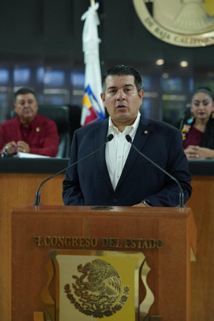 La iniciativa contempla plazos más claros para dictámenes, informes periódicos y nuevas obligaciones para las y los legisladores.
