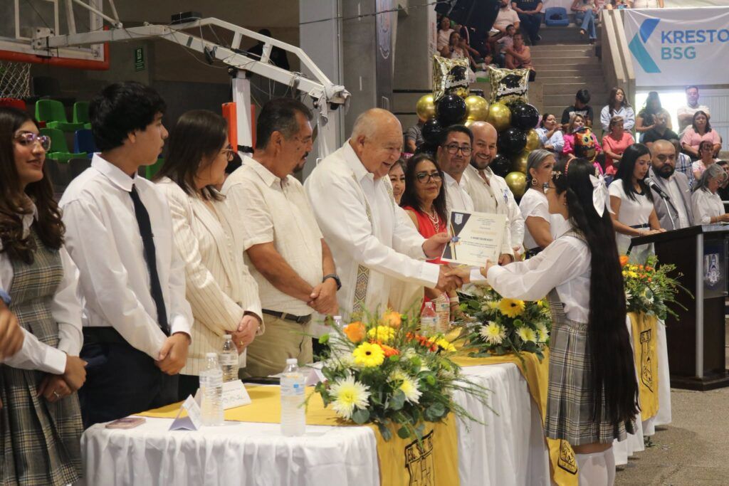 El Gobierno estatal destacó los avances en eficiencia terminal y reafirmó su compromiso con el fortalecimiento del sistema educativo.