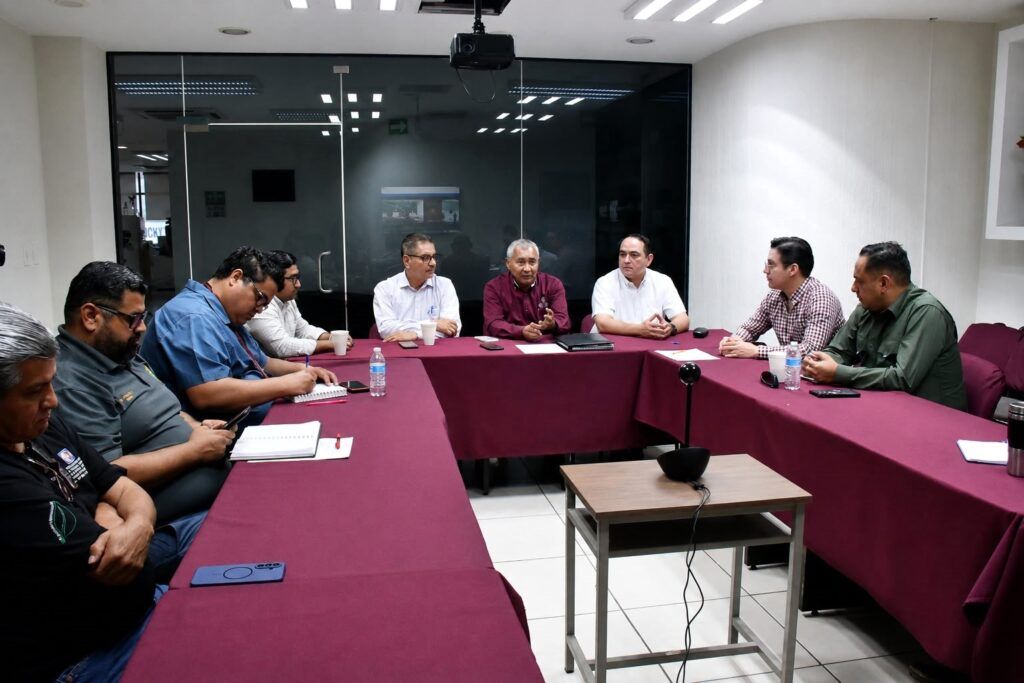 Dependencias de los tres órdenes de gobierno trabajan en la evaluación de daños y la recuperación de viviendas, ganado e infraestructura rural.