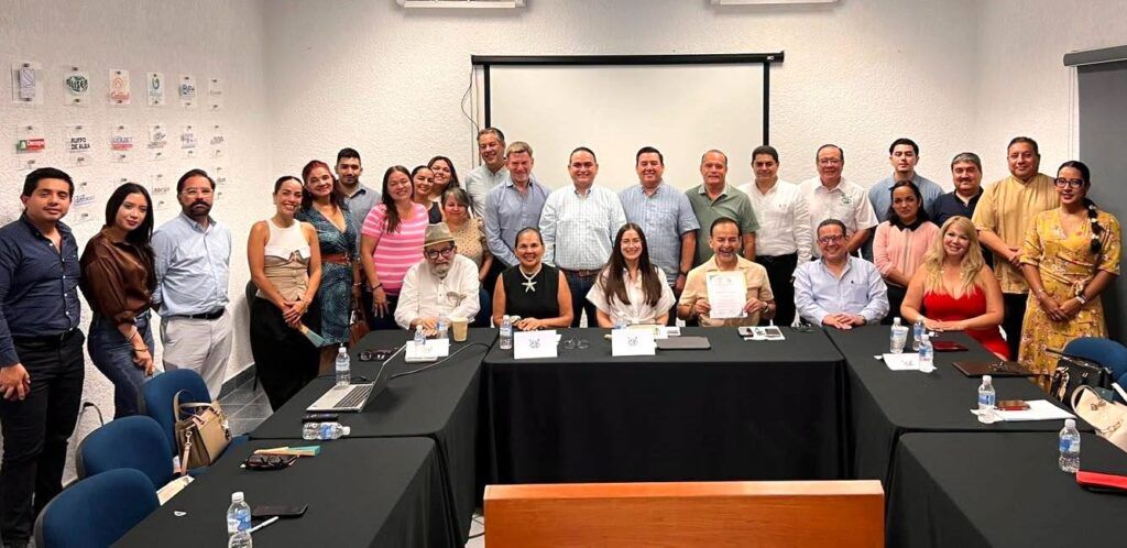 La SETUE participó en un encuentro sobre el panorama económico nacional e internacional para impulsar la competitividad y el empleo.
