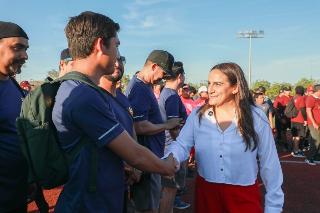 Más de 500 participantes compitieron en diversas disciplinas durante la quinta edición de las “Retas del Día del Padre”.