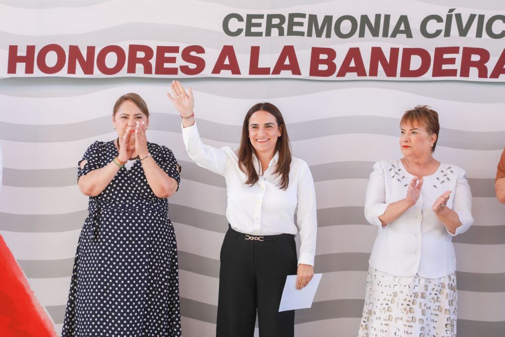 Amor Fenech reconoció el esfuerzo del personal municipal y llamó a mantener un servicio público con sensibilidad, eficiencia y responsabilidad.